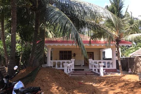 5 bath home. . Land for sale in jaffna